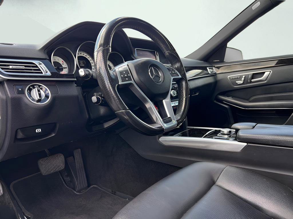 Used 2014 Mercedes-Benz E 350 4MATIC Sedan image 2