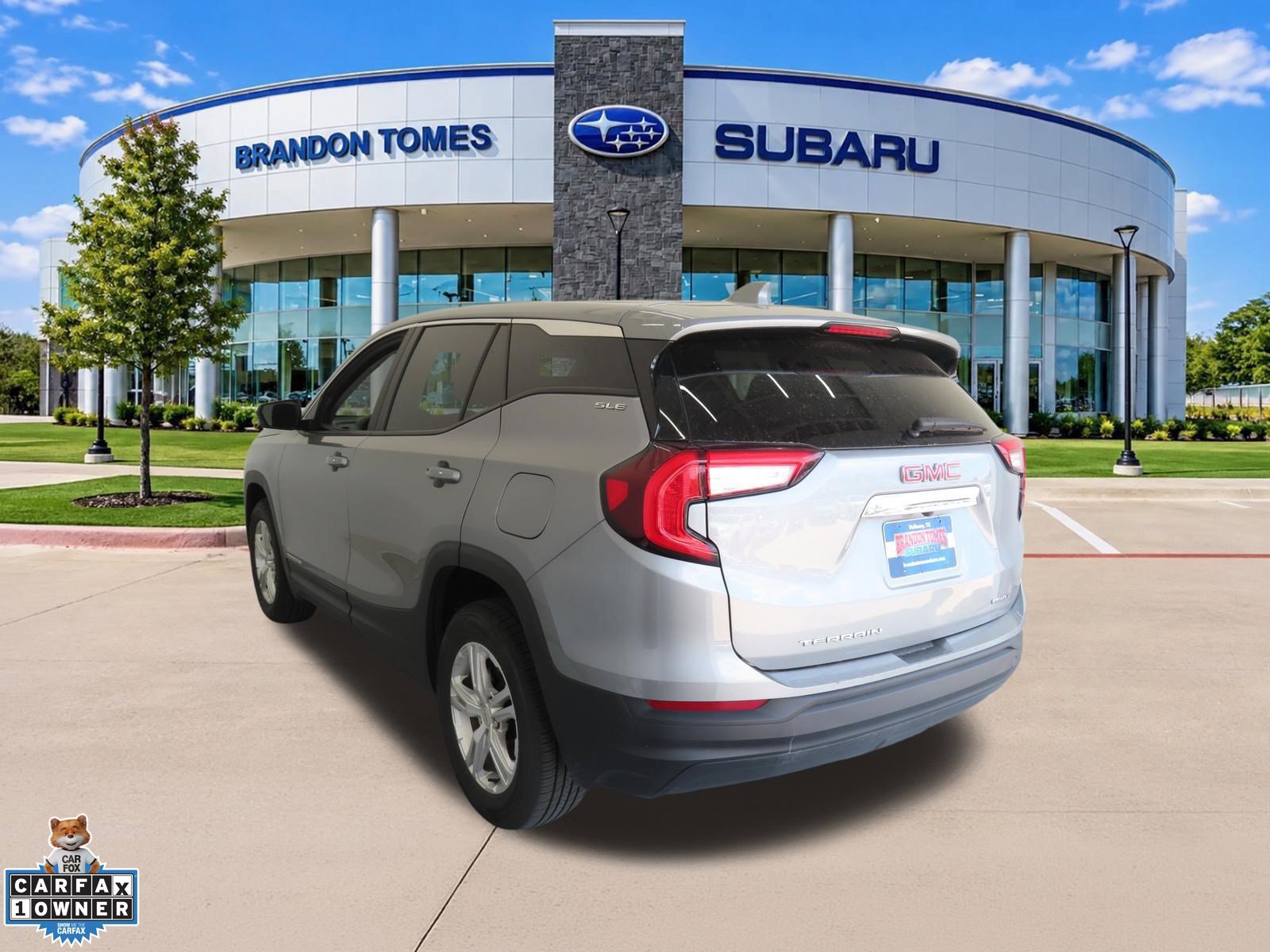 Used 2024 GMC Terrain SLE AWD/4WD image 6