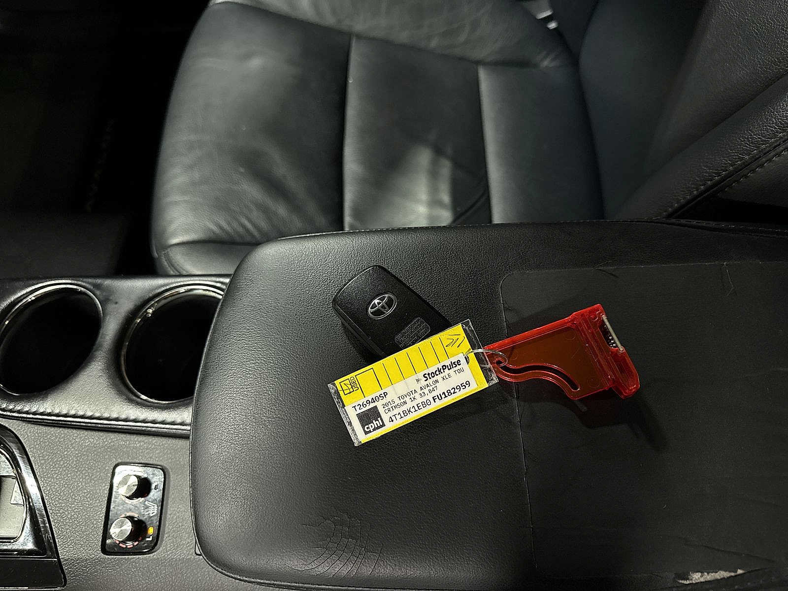 Used 2015 Toyota Avalon XLE Touring FWD image 33