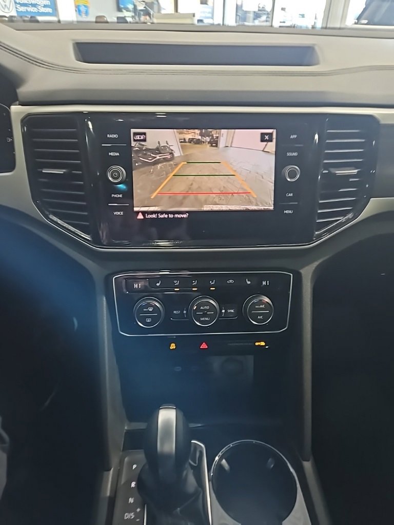 Used 2022 Volkswagen Atlas SE image 34
