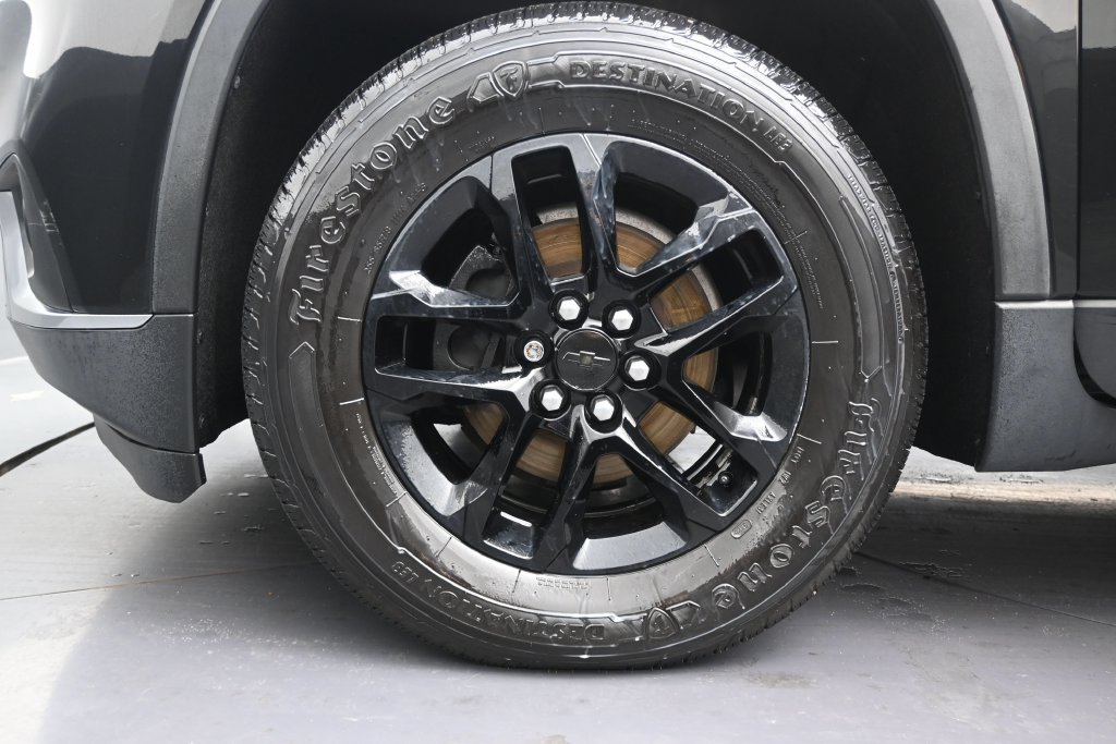 Used 2019 Chevrolet Traverse LT FWD image 10