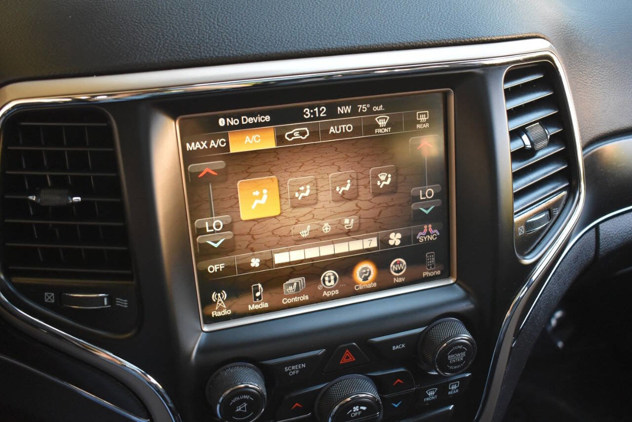 Used 2015 Jeep Grand Cherokee Limited w/ Luxury Group II AWD/4WD image 32