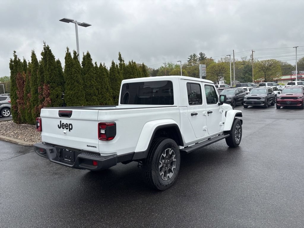 New 2026 Jeep Gladiator Sport AWD/4WD image 3