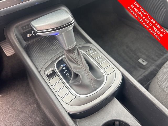 Used 2025 Hyundai Kona SEL image 25