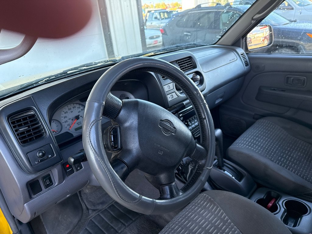 Used 2001 Nissan Xterra SE AWD/4WD image 16