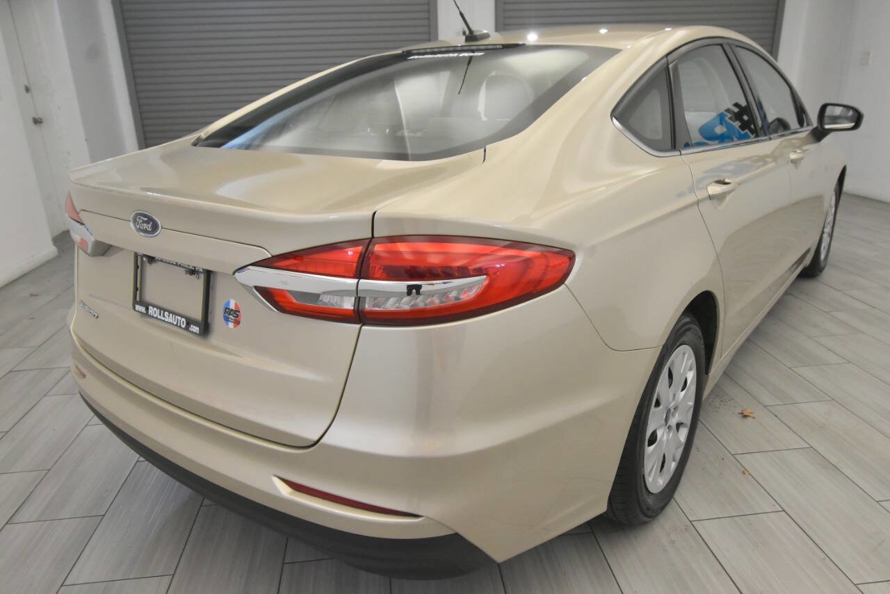 Used 2019 Ford Fusion S image 5