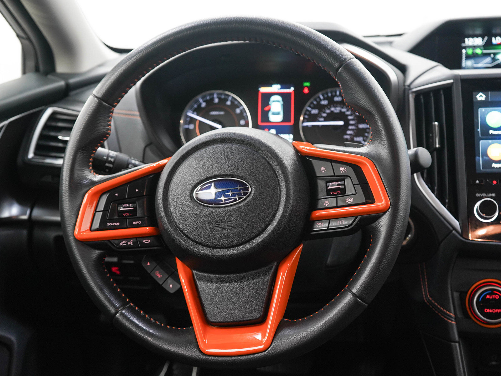 Used 2023 Subaru Crosstrek 2.5i Limited AWD/4WD image 16