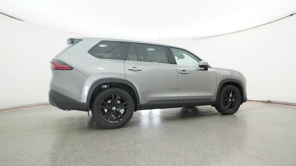 New 2026 Toyota Grand Highlander Platinum image 3