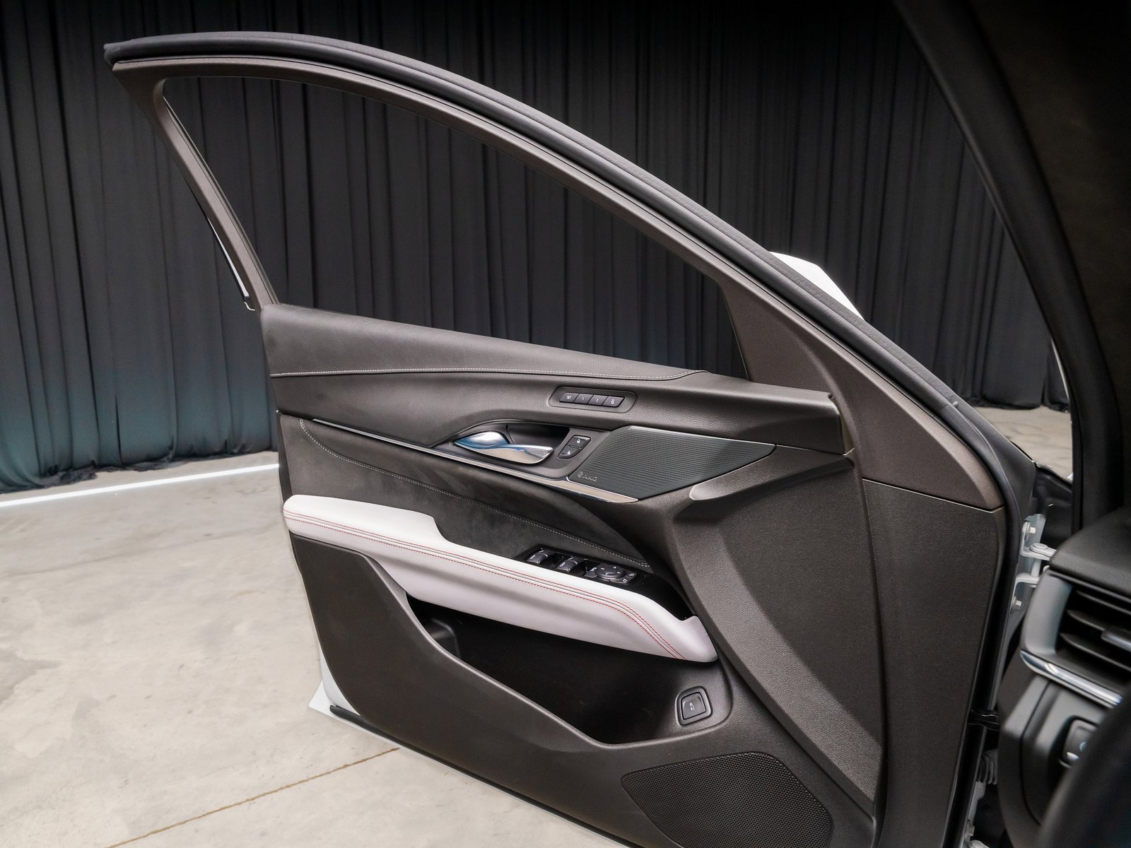 Used 2022 Cadillac CT4 V Blackwing w/ Driver Assist Package image 43