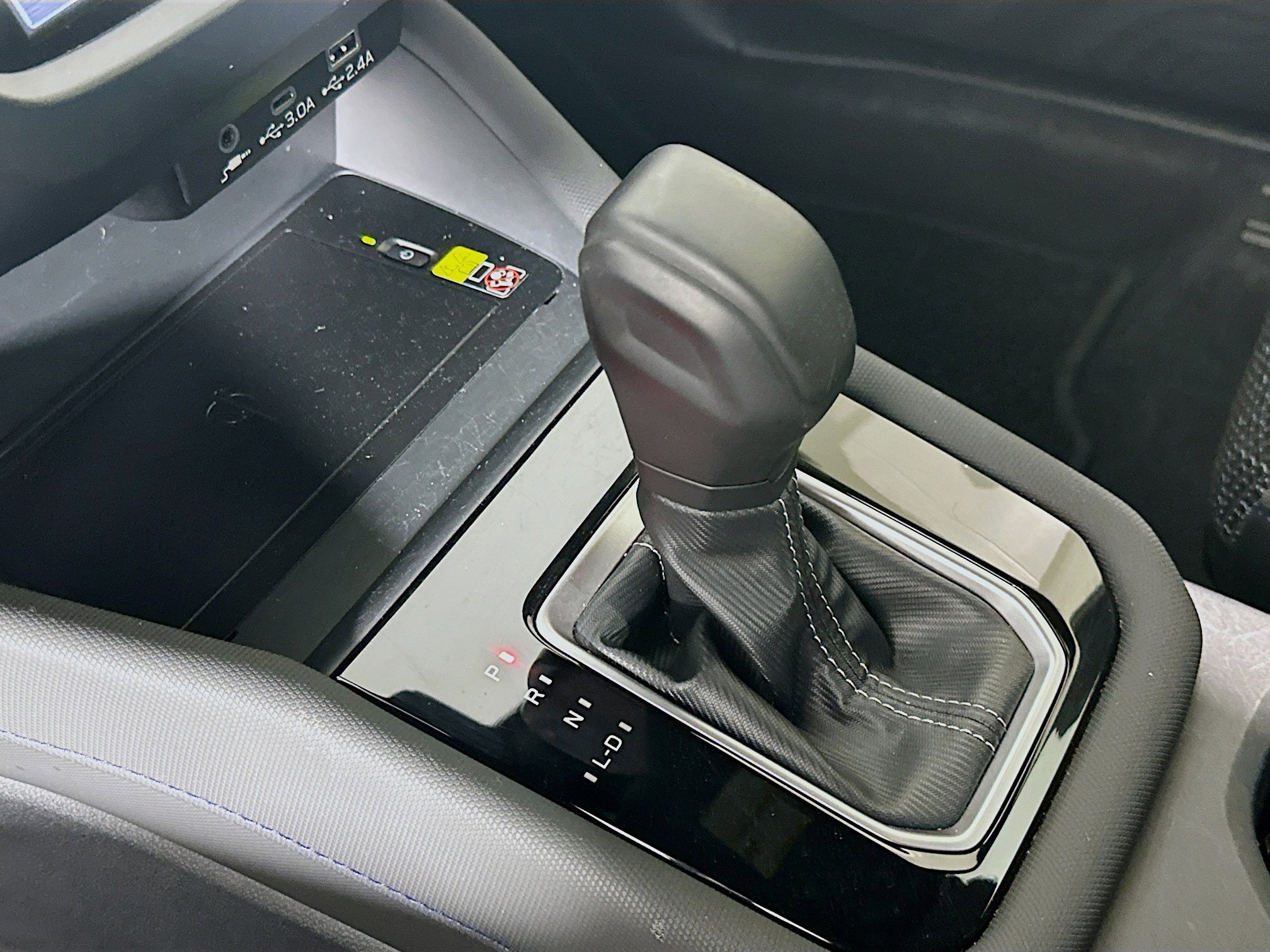 Used 2025 Subaru Forester Premium w/ Convenience Package #1 image 23