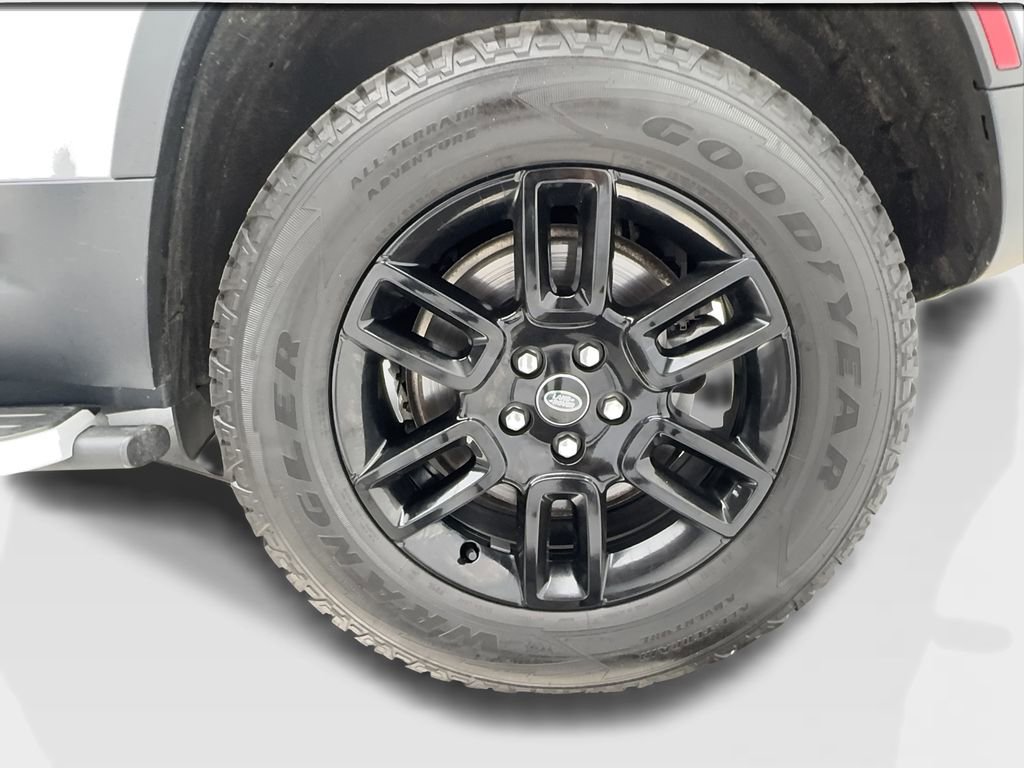 Used 2024 Land Rover Defender 110 S image 11