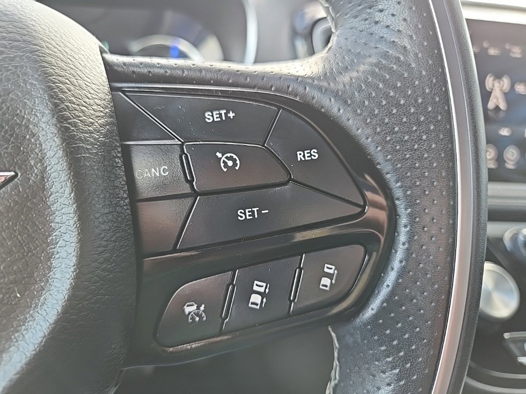 Used 2020 Chrysler Pacifica Limited w/ Advanced Safetytec Group image 45