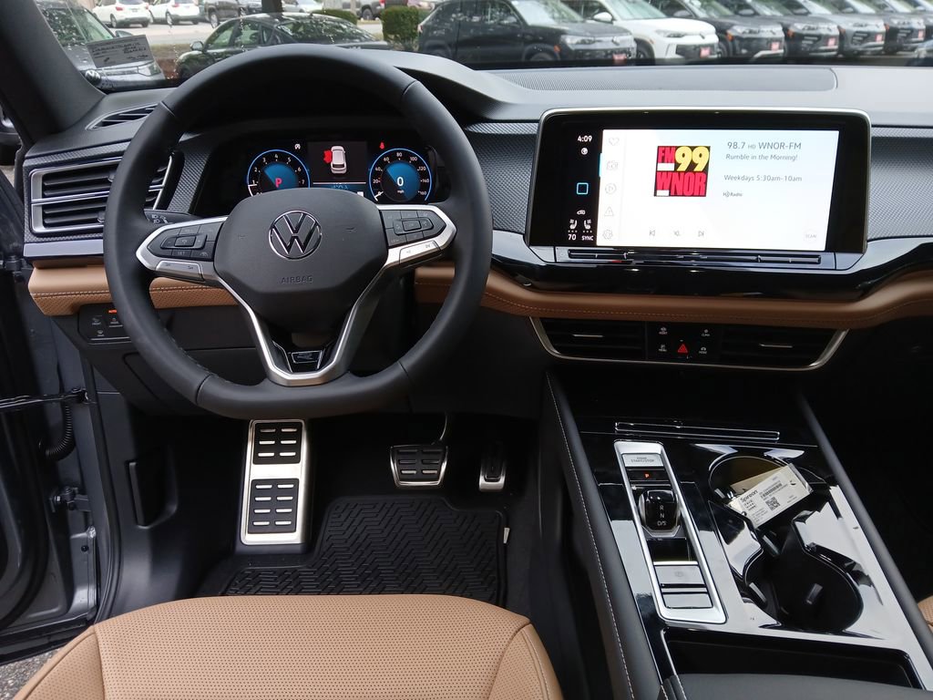 New 2026 Volkswagen Atlas Cross Sport SEL R-Line image 13