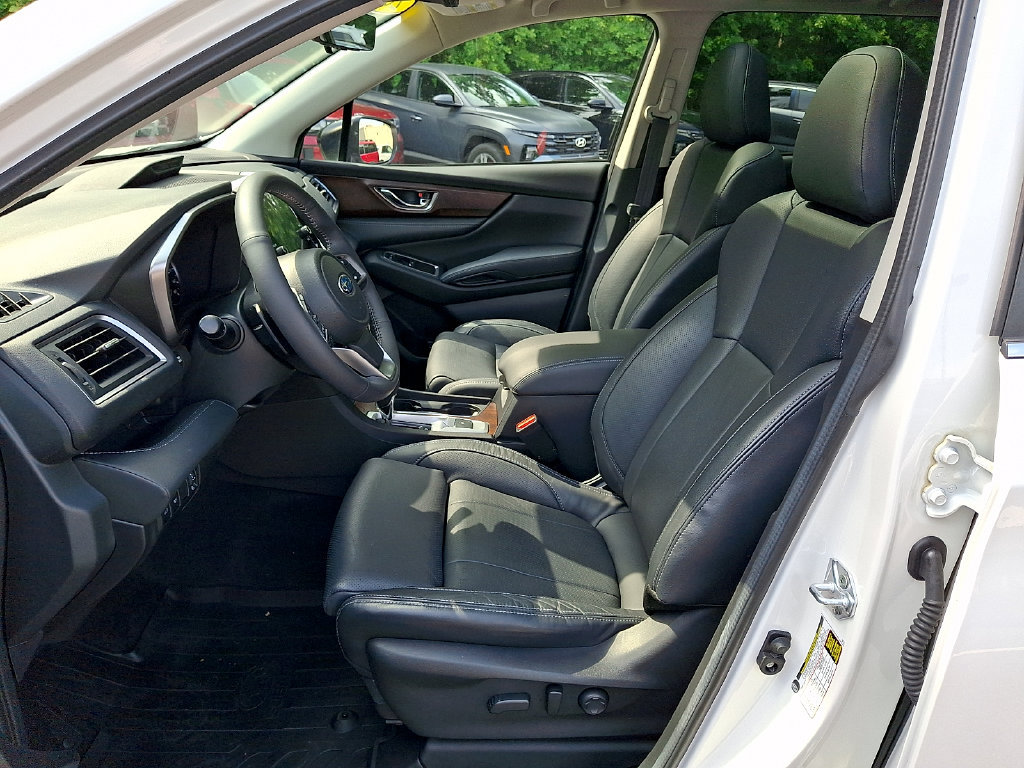 Used 2025 Subaru Ascent Touring w/ Popular Package #2 AWD/4WD image 15