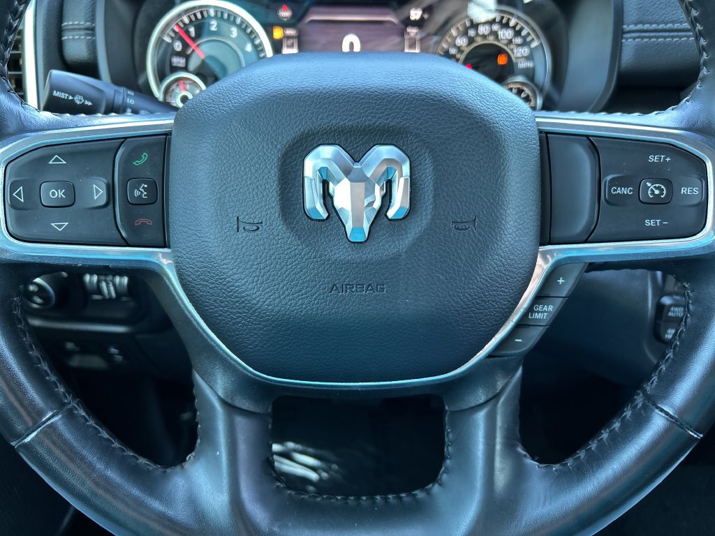 Used 2023 RAM 1500 Laramie AWD/4WD image 9