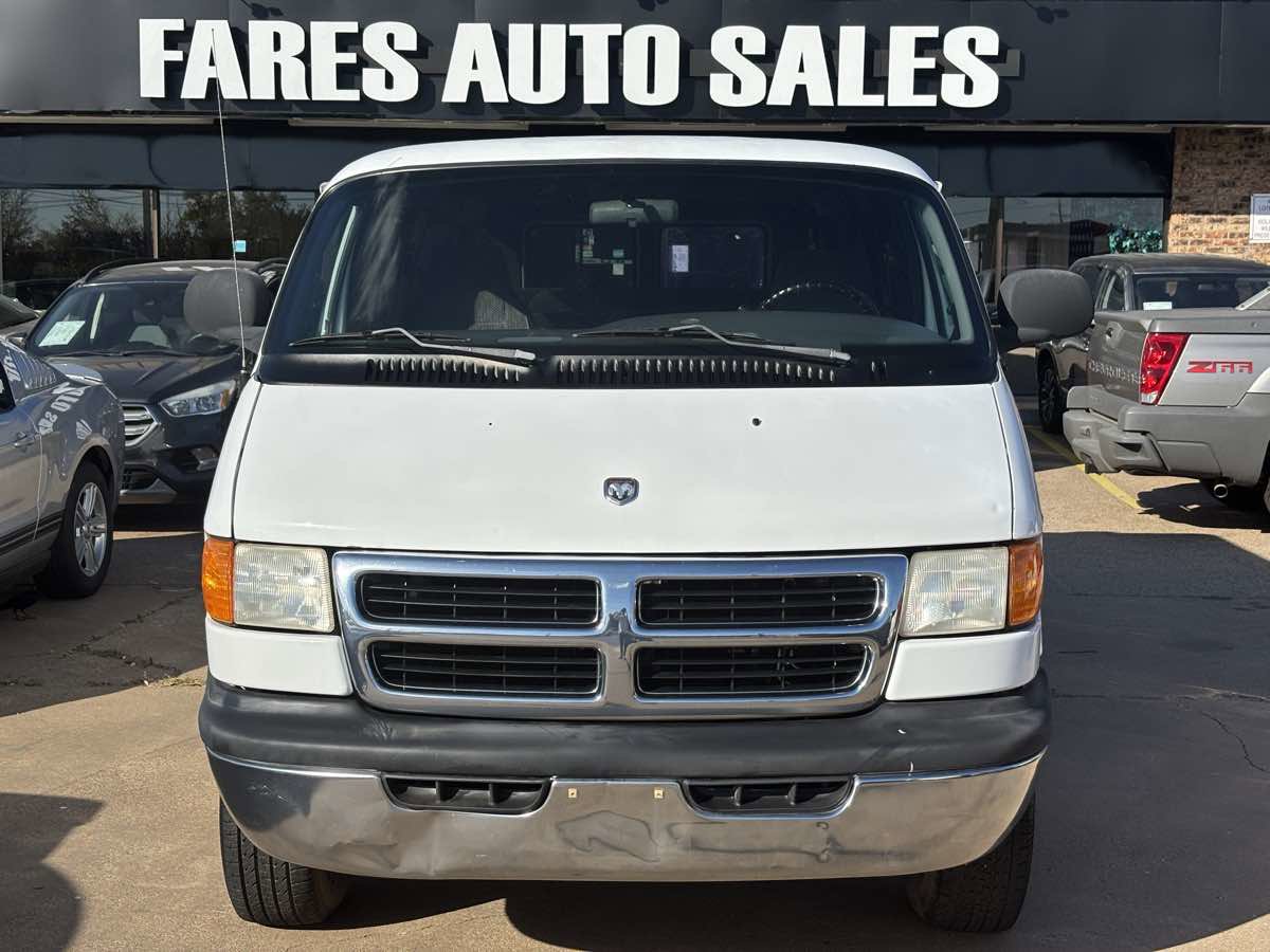 Used 2000 Dodge B3500
