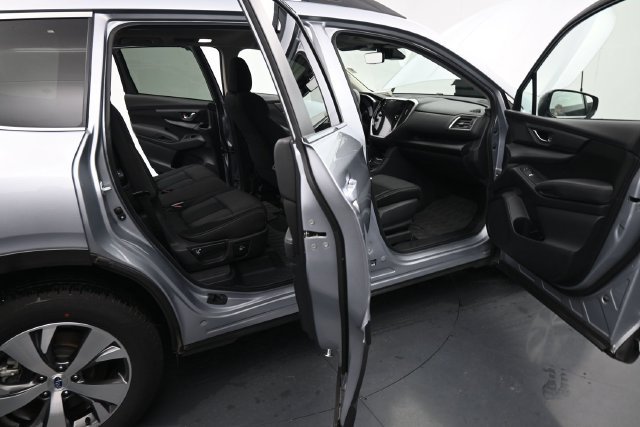 Used 2025 Subaru Ascent Premium AWD/4WD image 13