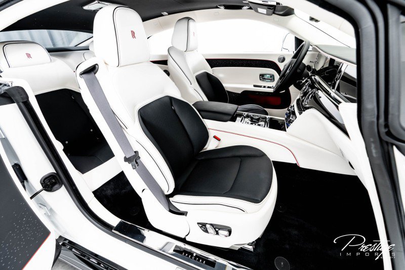 Used 2024 Rolls-Royce Spectre w/ Spectre Launch Package image 42