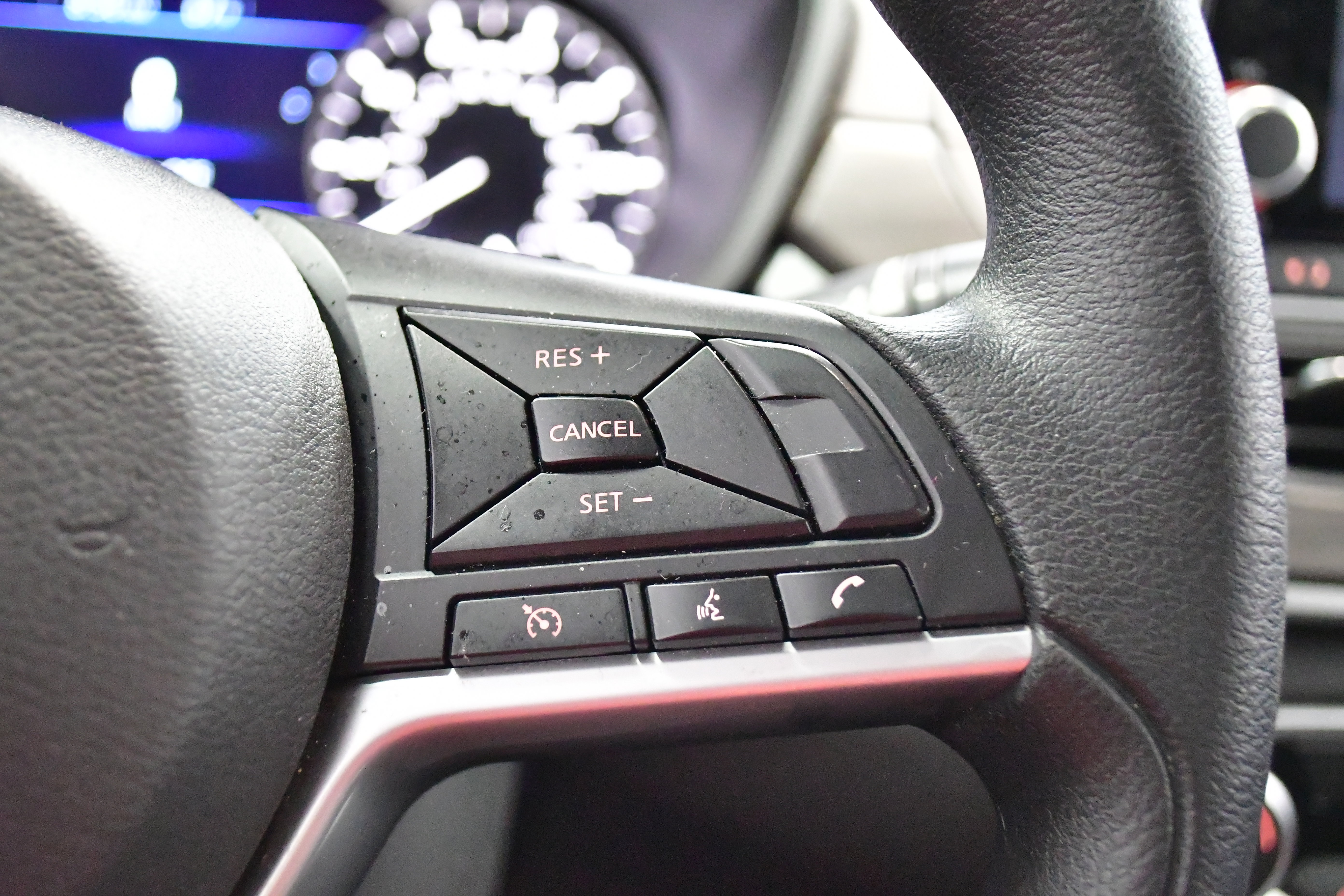 Used 2025 Nissan Altima 2.5 SV FWD image 21