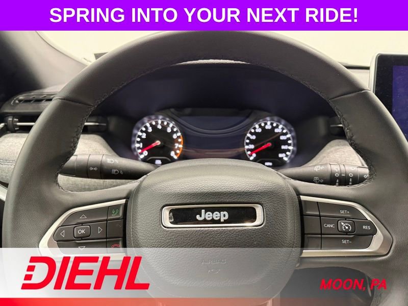 Used 2023 Jeep Compass Latitude image 22