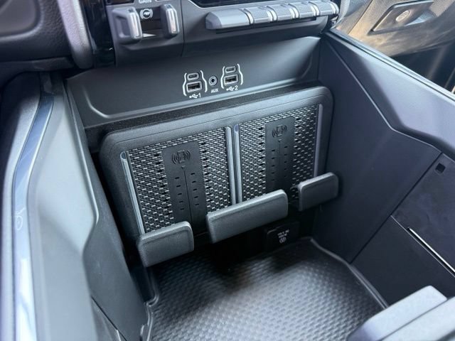 Used 2026 RAM 3500 Laramie w/ Towing Technology Group AWD/4WD image 45