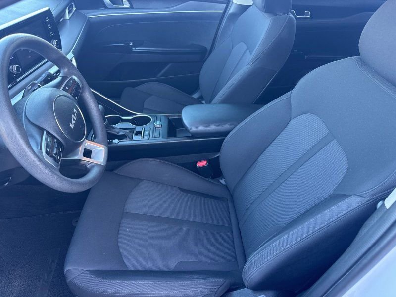 Used 2022 Kia K5 LXS image 10