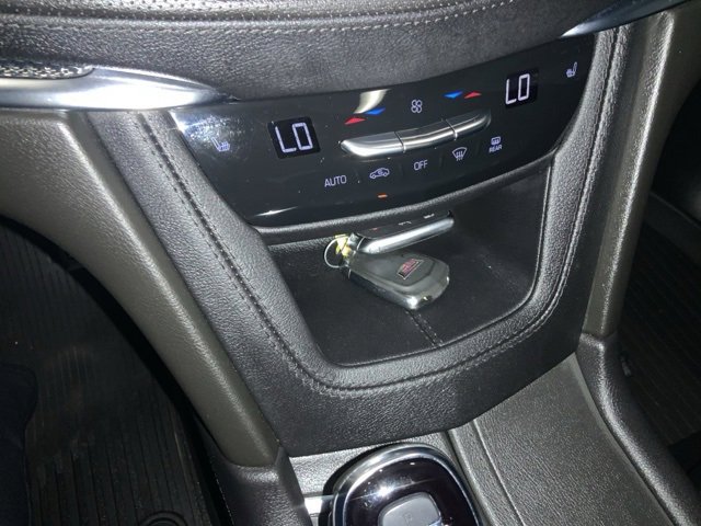 Used 2024 Cadillac XT5 Sportv w/ LPO, Floor Liner Package image 28