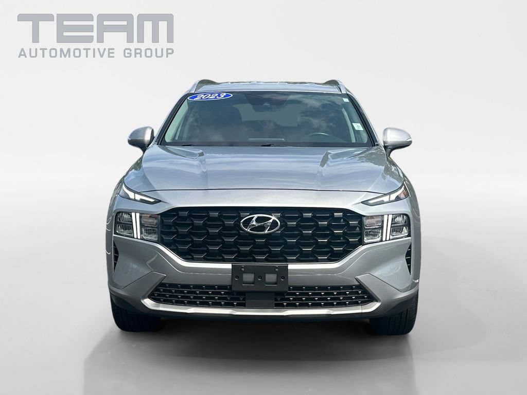 Used 2023 Hyundai Santa Fe SEL w/ Winter Weather Package AWD/4WD image 2