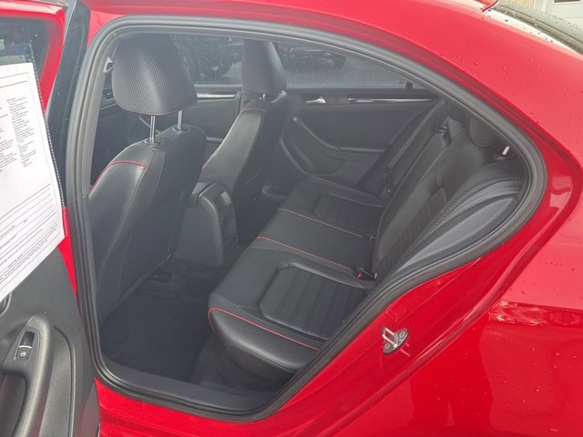 Used 2015 Volkswagen Jetta GLI SEL image 11