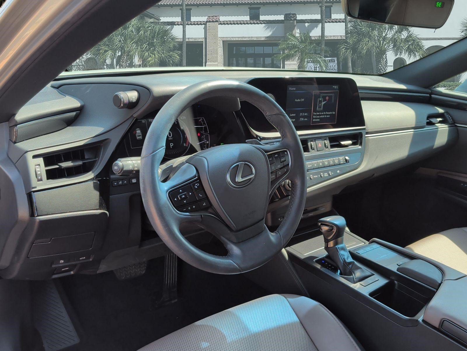 Certified 2022 Lexus ES 350 w/ Accessory Package 2 FWD image 12