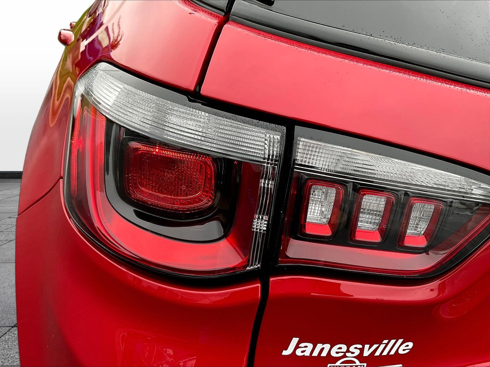 Used 2022 Jeep Compass Limited AWD/4WD image 26
