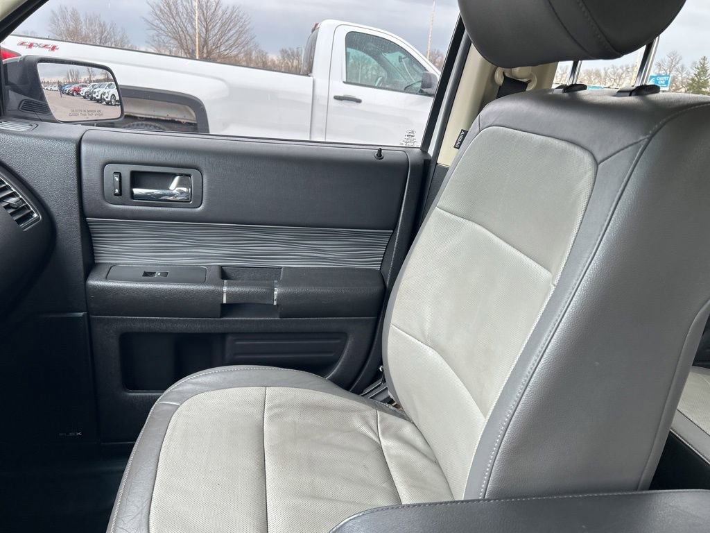 Used 2019 Ford Flex SEL w/ Equipment Group 202A AWD/4WD image 24