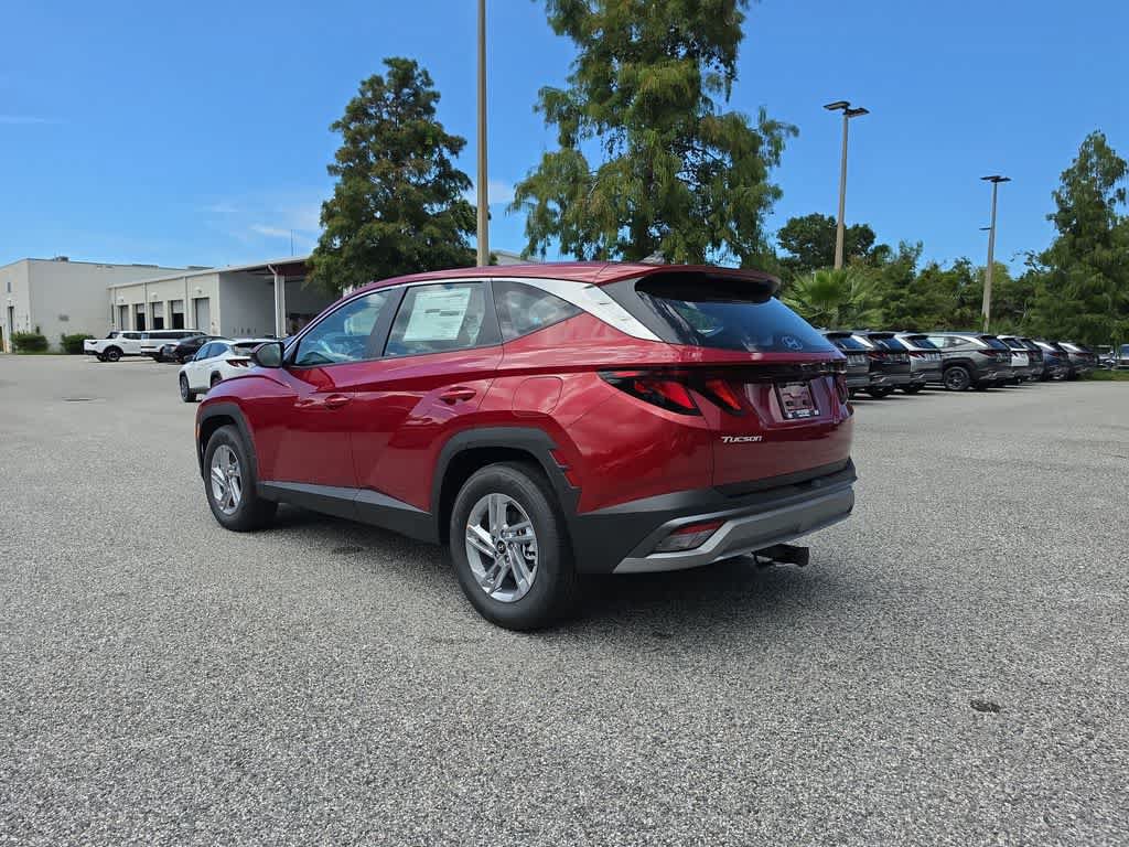New 2026 Hyundai Tucson SE w/ Tow & Go Package FWD image 4