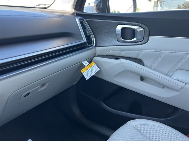 Used 2024 Kia Sorento SX image 35