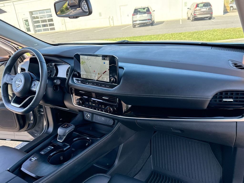 Used 2023 Nissan Rogue SL w/ SL Premium Package image 28