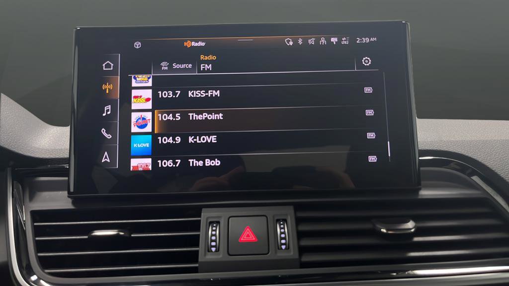 Used 2024 Audi Q5 2.0T Premium w/ Convenience Package image 27