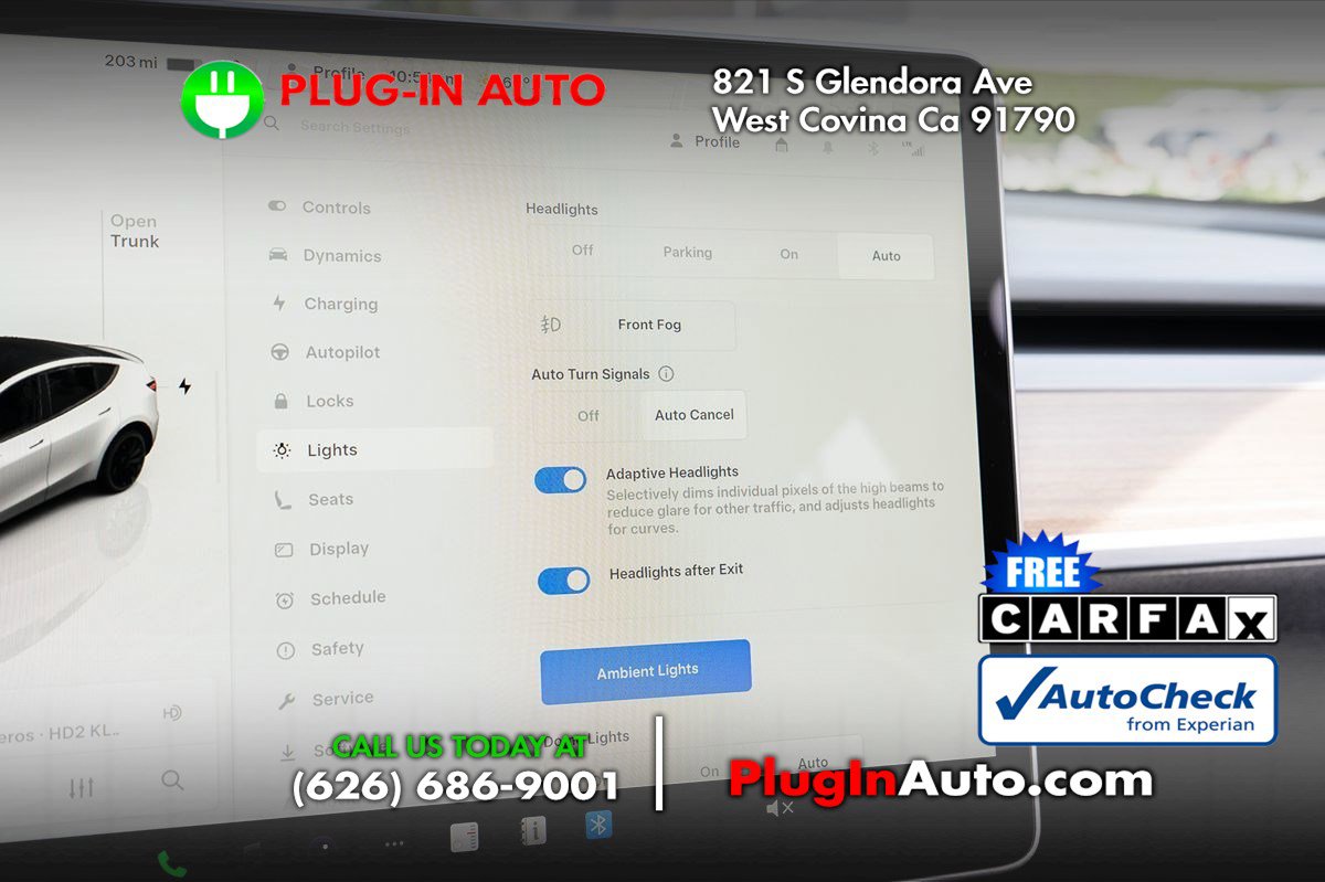 Used 2023 Tesla Model Y Performance image 28