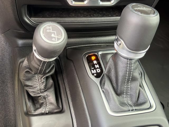 New 2026 Jeep Gladiator Sport AWD/4WD image 32