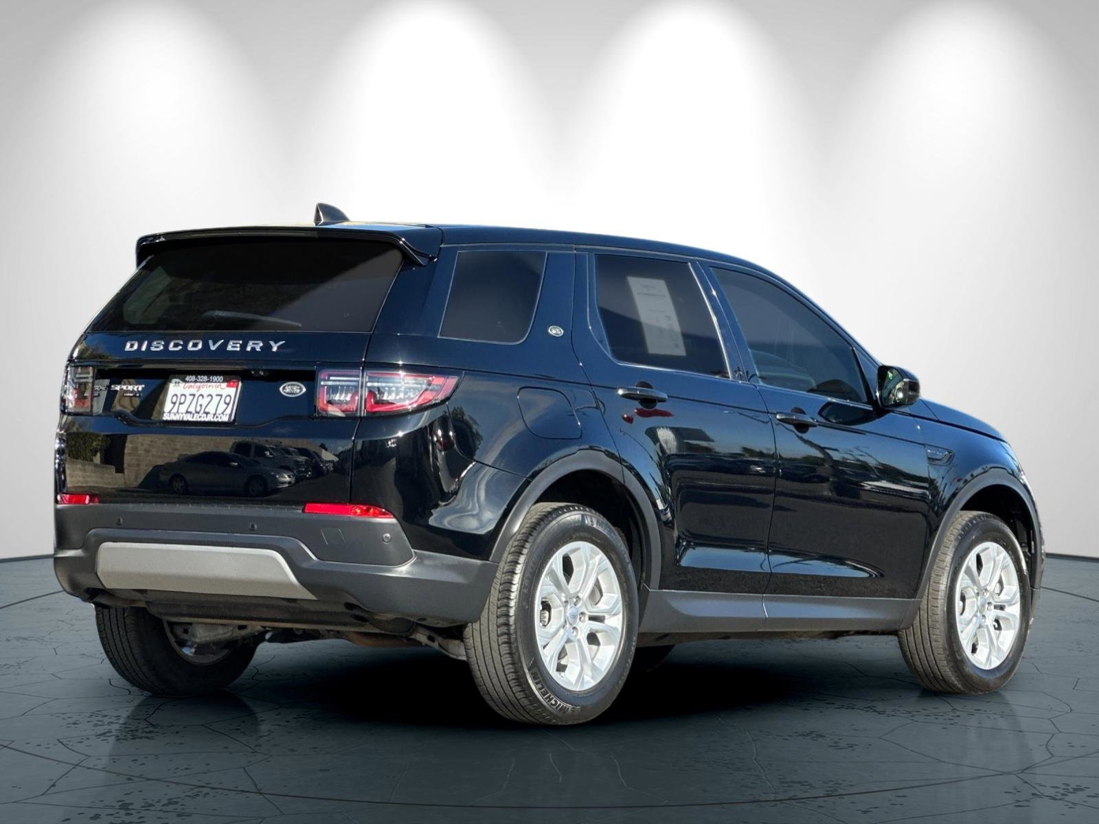 Used 2020 Land Rover Discovery Sport S image 4