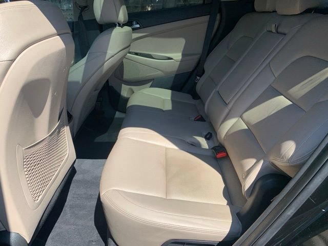 Used 2016 Hyundai Tucson Limited w/ Option Group 03 FWD image 16