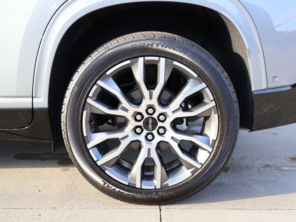 New 2027 GMC Acadia Denali Ultimate w/ LPO, Floor Liner Package AWD/4WD image 45