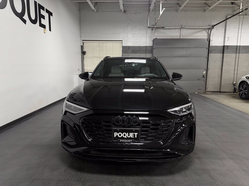 Used 2024 Audi Q8 e-tron Prestige w/ Prestige Package AWD/4WD image 3