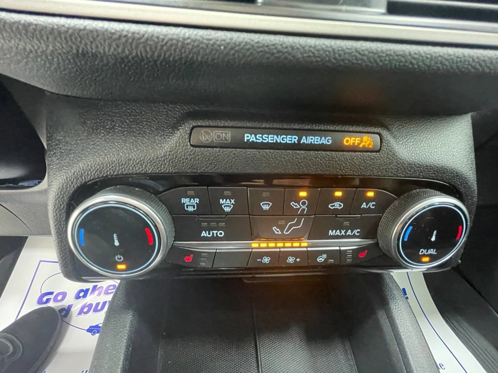 Used 2022 Ford Escape SEL w/ SEL Stealth AWD Package image 24