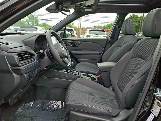 Used 2025 Subaru Forester Premium AWD/4WD image 16