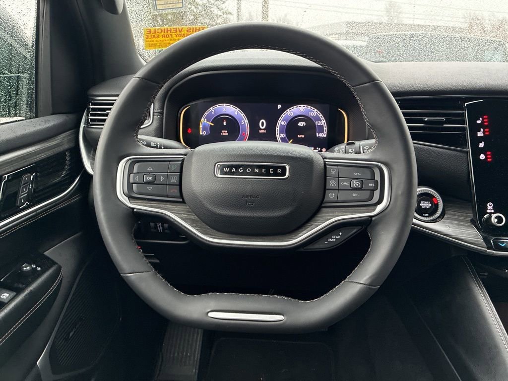 Used 2024 Jeep Wagoneer Series II w/ Flexible Seating Group image 27