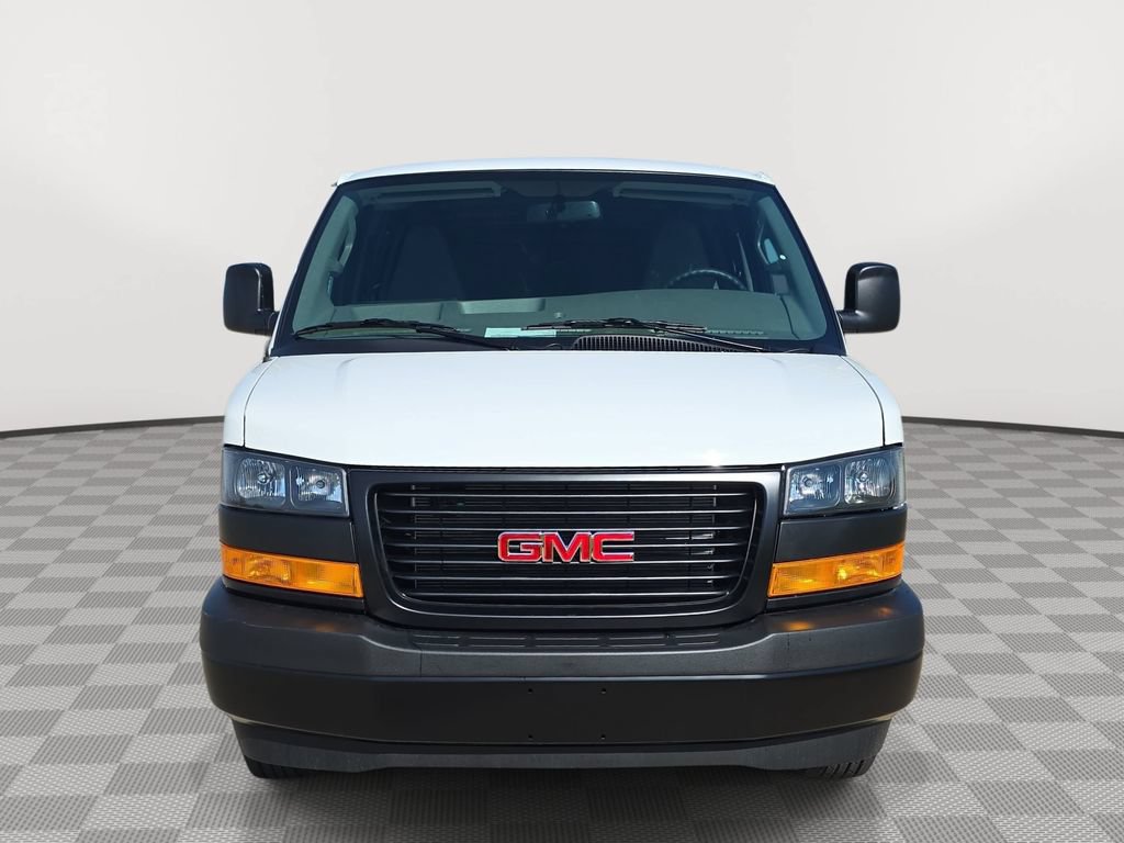 New 2026 GMC Savana 3500 Extended w/ Driver Convenience Package RWD image 2