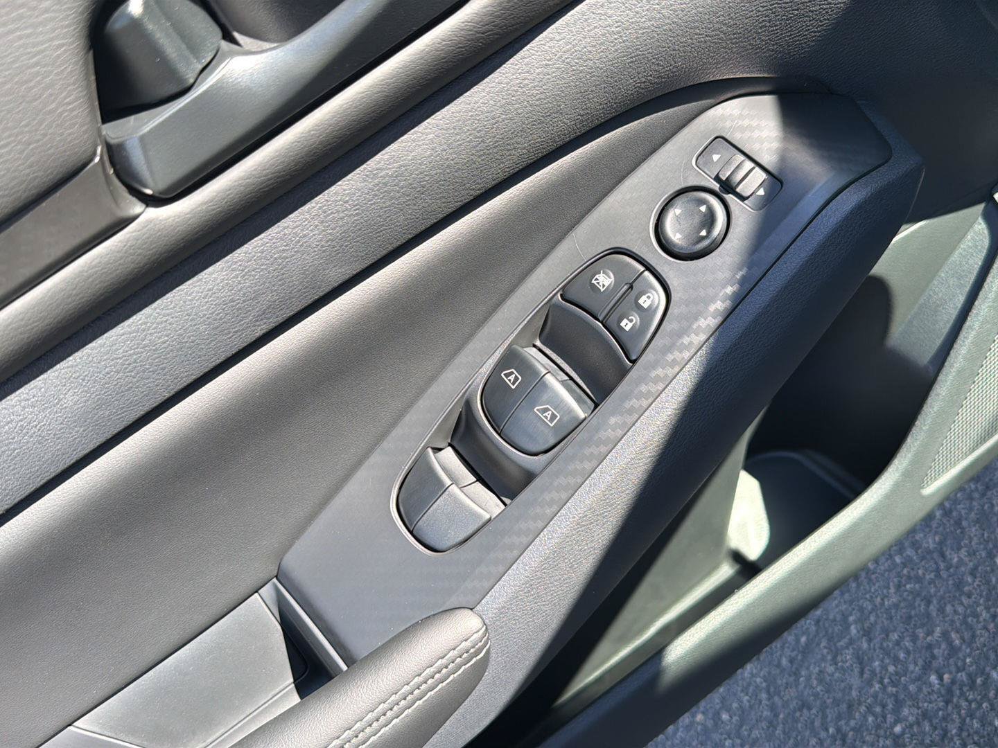 New 2026 Nissan Altima 2.5 SV w/ SV Premium Package FWD image 33
