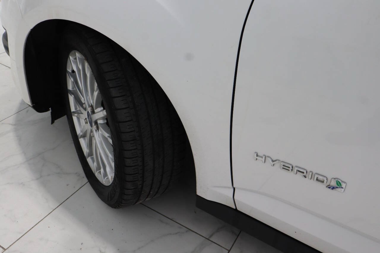 Used 2013 Ford C-MAX SEL FWD image 33