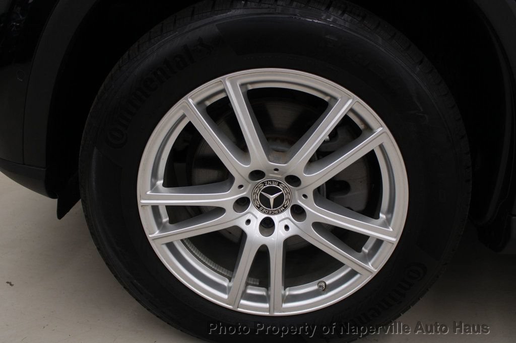 Used 2025 Mercedes-Benz GLC 300 4MATIC image 39