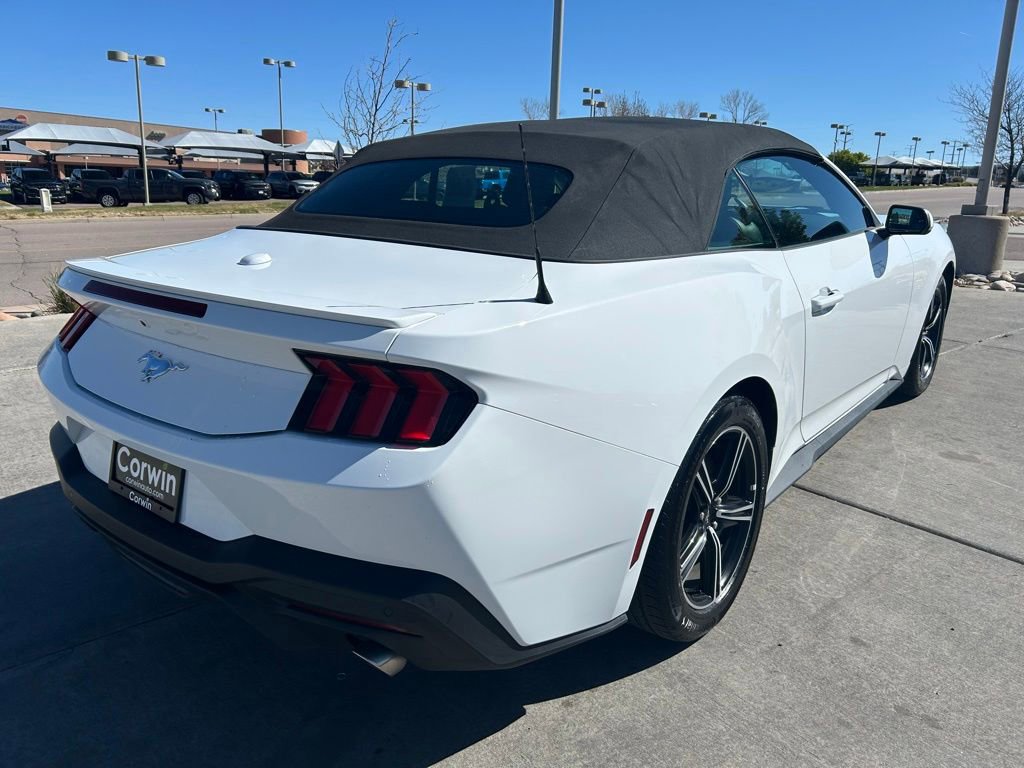 Used 2025 Ford Mustang Premium RWD image 8